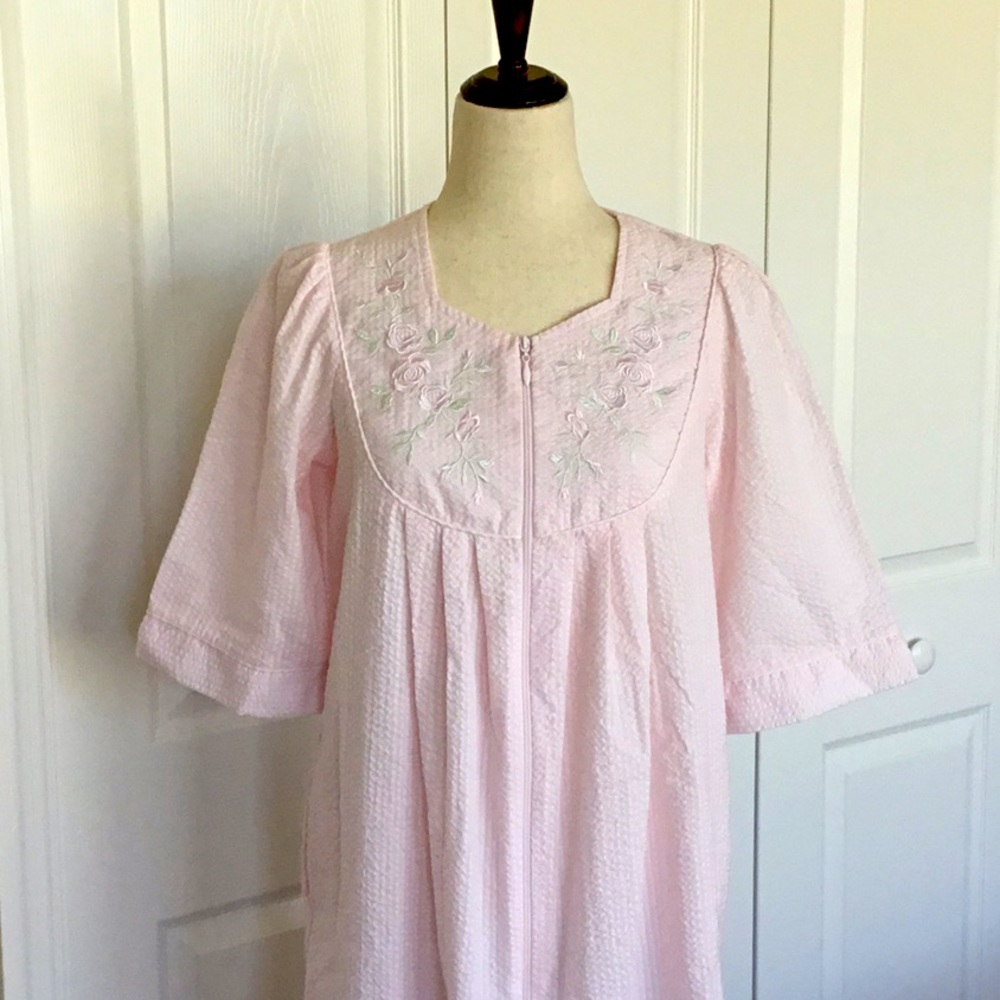 Robe/ Housecoat EUC